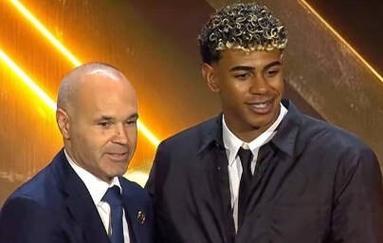 [德甲]施洛特贝克送点 福格特主罚命中