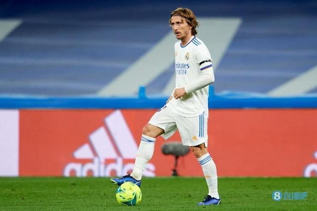 ESPN：帕奎塔冬窗可能将留在西汉姆，但想在世界杯后离队